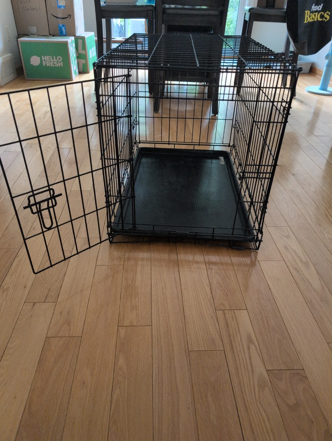 Wire Dog Crate with Tray