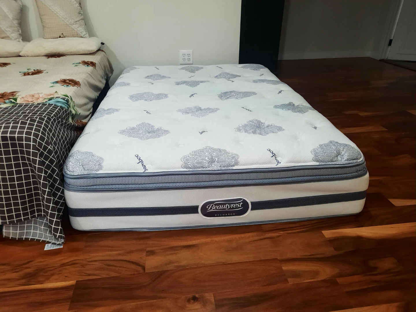 Beautyrest Recharge Full Size Mattress – 13.5" Thick Pillow Top - photo 2