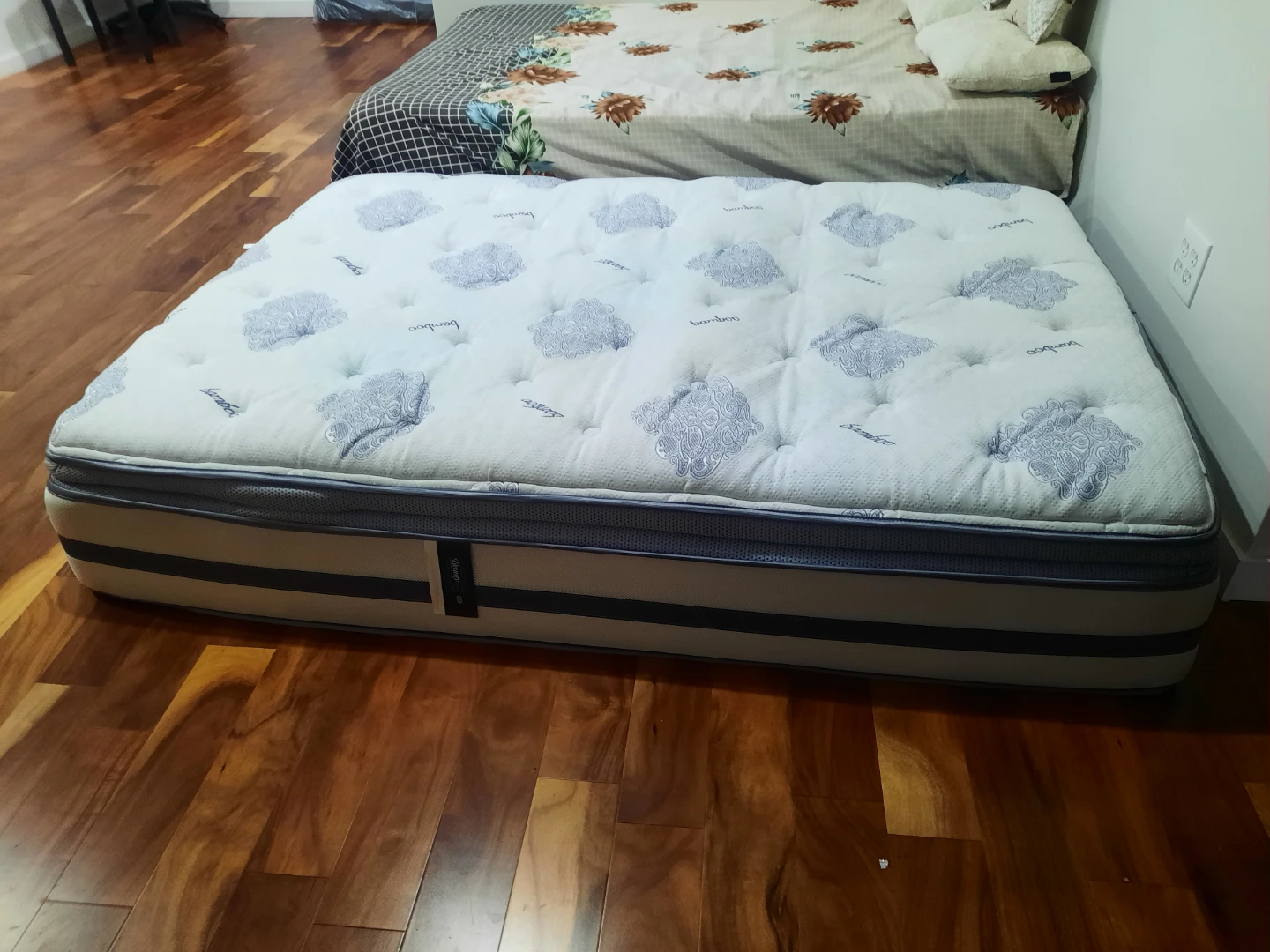 Beautyrest Recharge Full Size Mattress – 13.5" Thick Pillow Top - photo 4