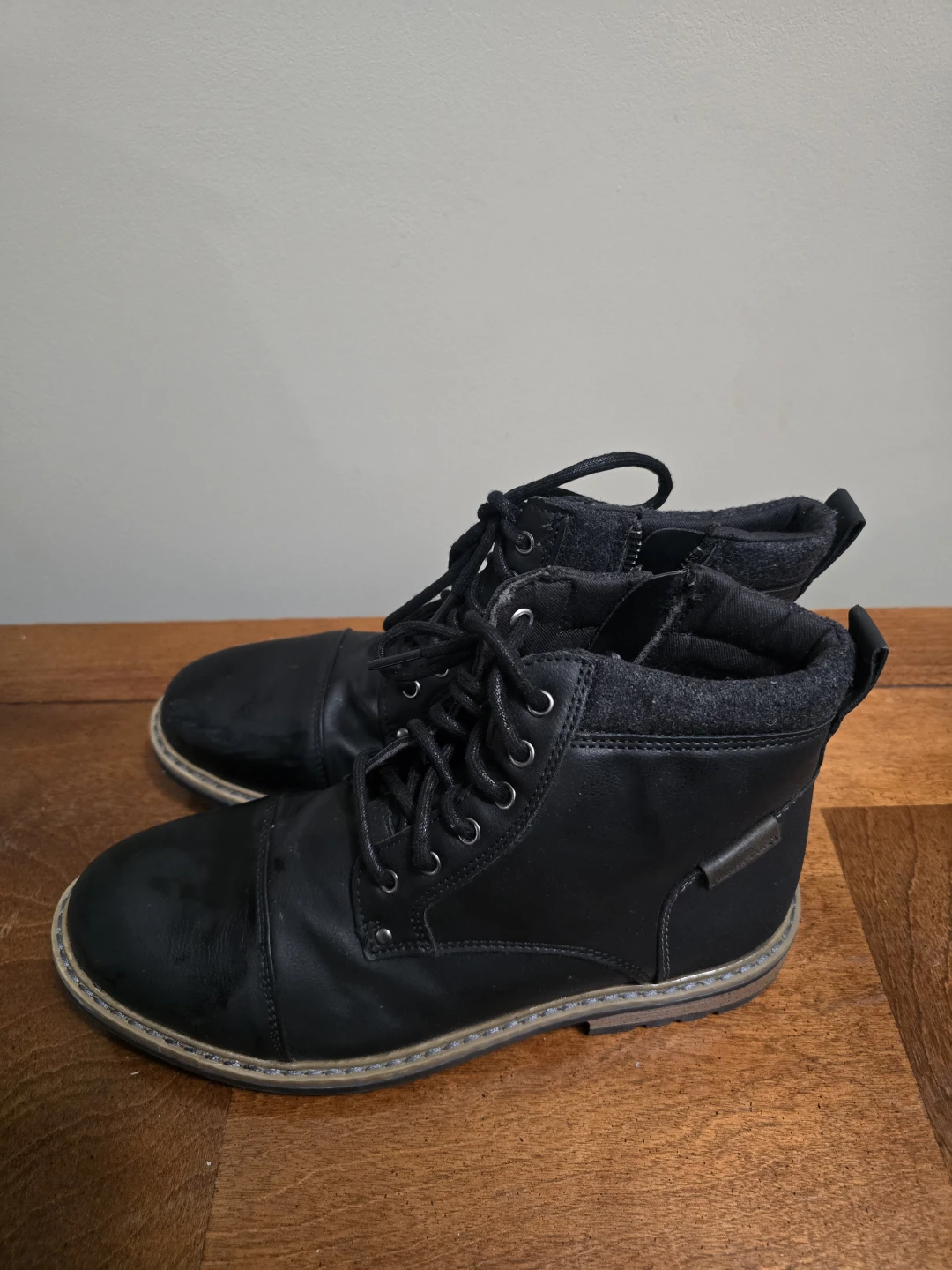 Black Ankle Boots - photo 2