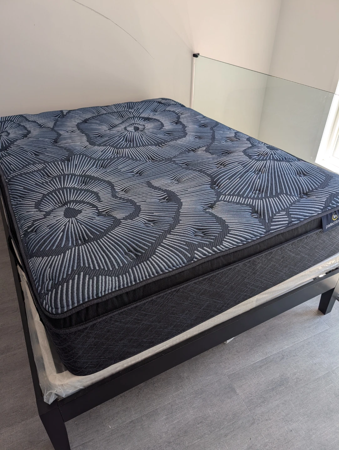Serta Perfect Sleeper Mattress, Box Spring & Frame - photo 2