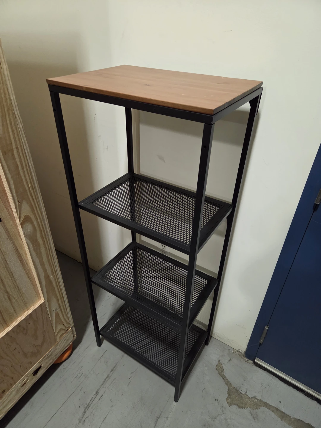 Black Metal and Wood top 4-Tier Shelf Unit - photo 3