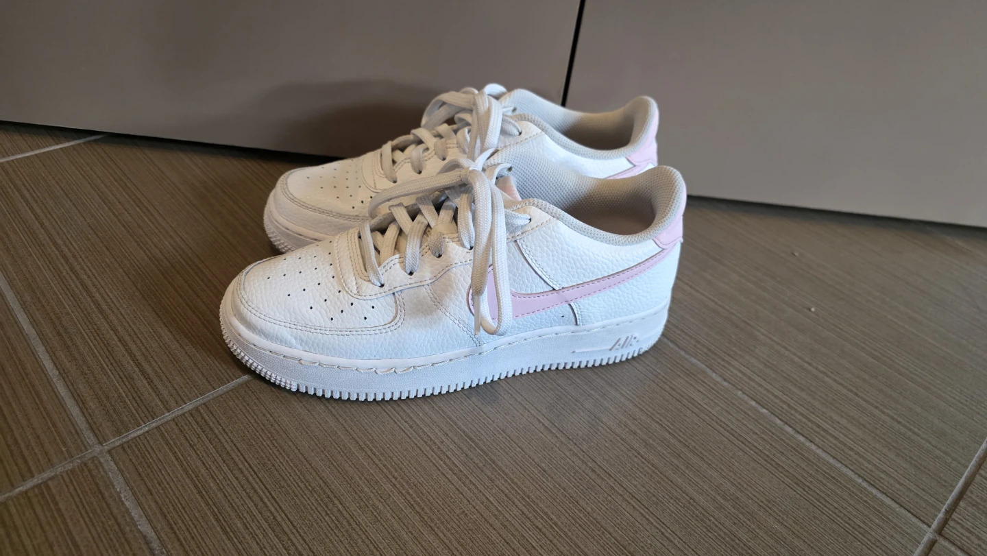 Nike Air Force 1 White/Pink Sneakers - photo 2