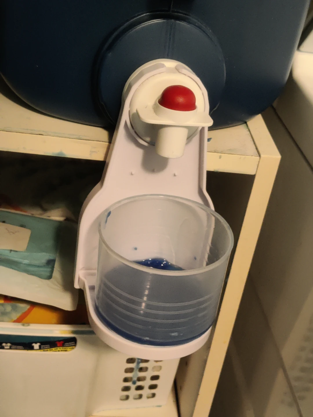Laundry Detergent holder - photo 3