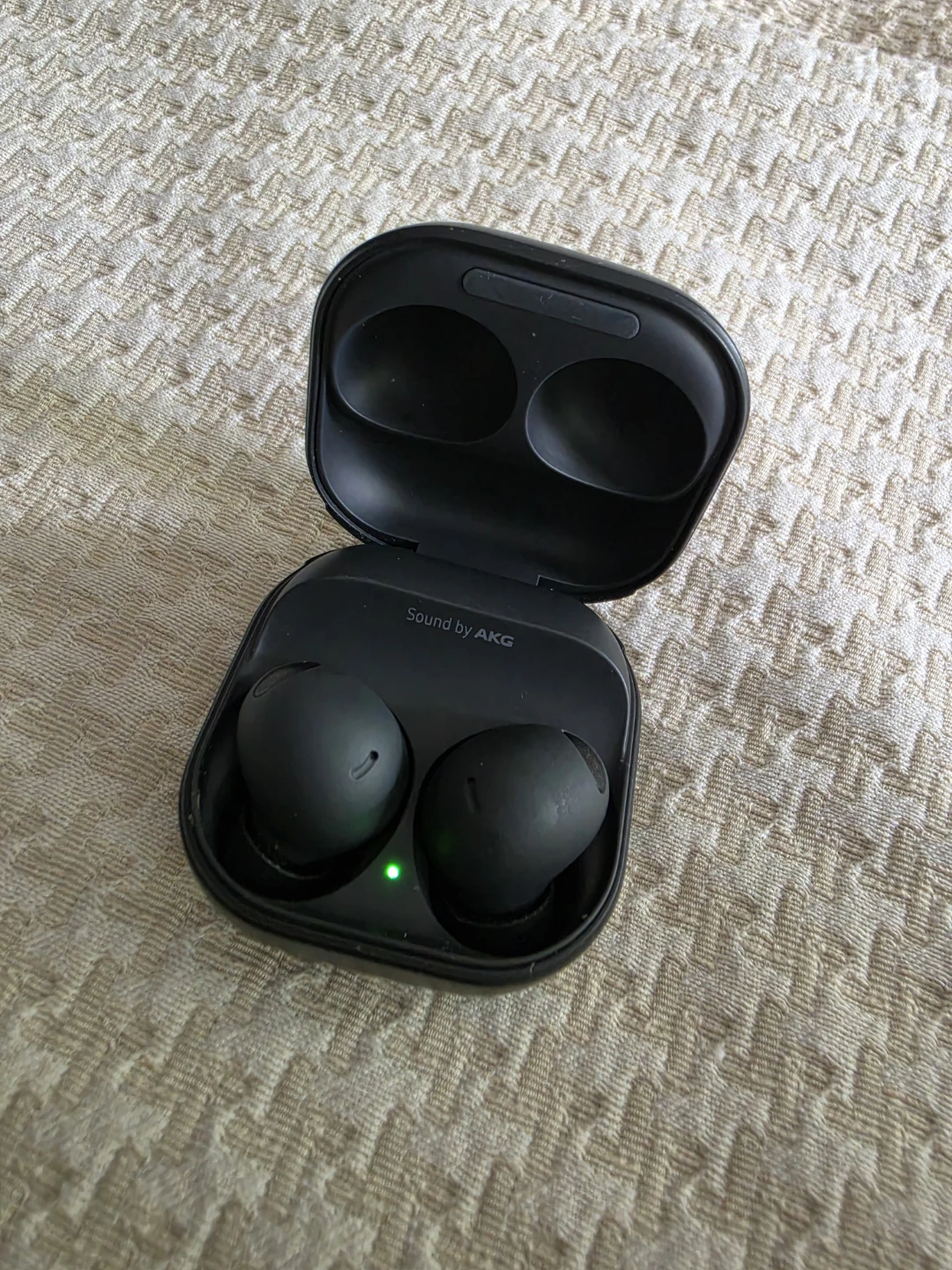 Selling my Galaxy Buds2 Pro - photo 4