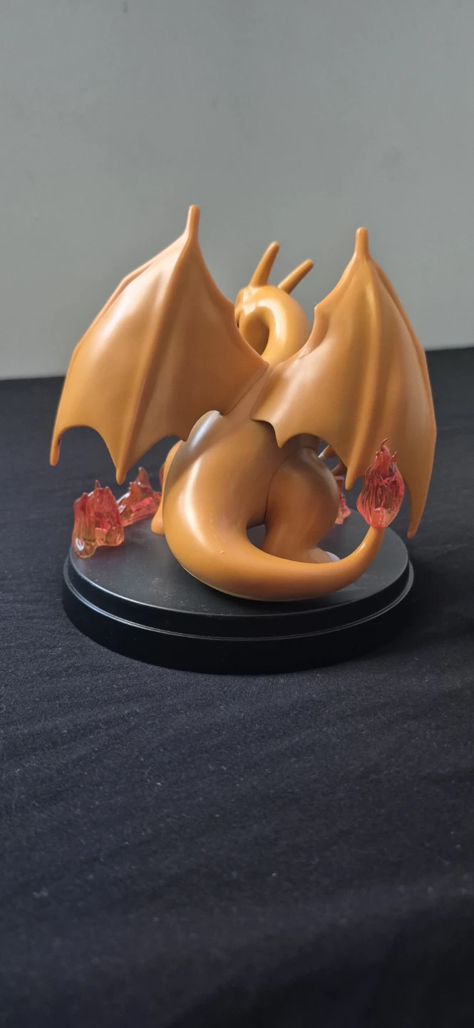 Pokemon Charizard Figurine - photo 3