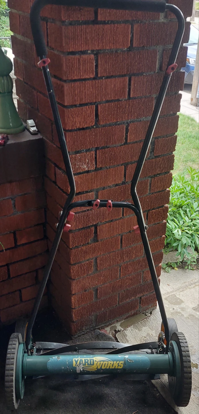 YardWorks Push Reel Mower - photo 4