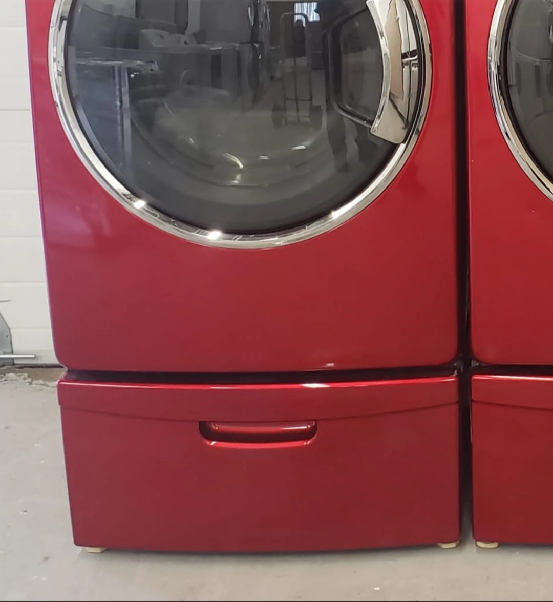 Laundry pedestals Samsung/Kenmore