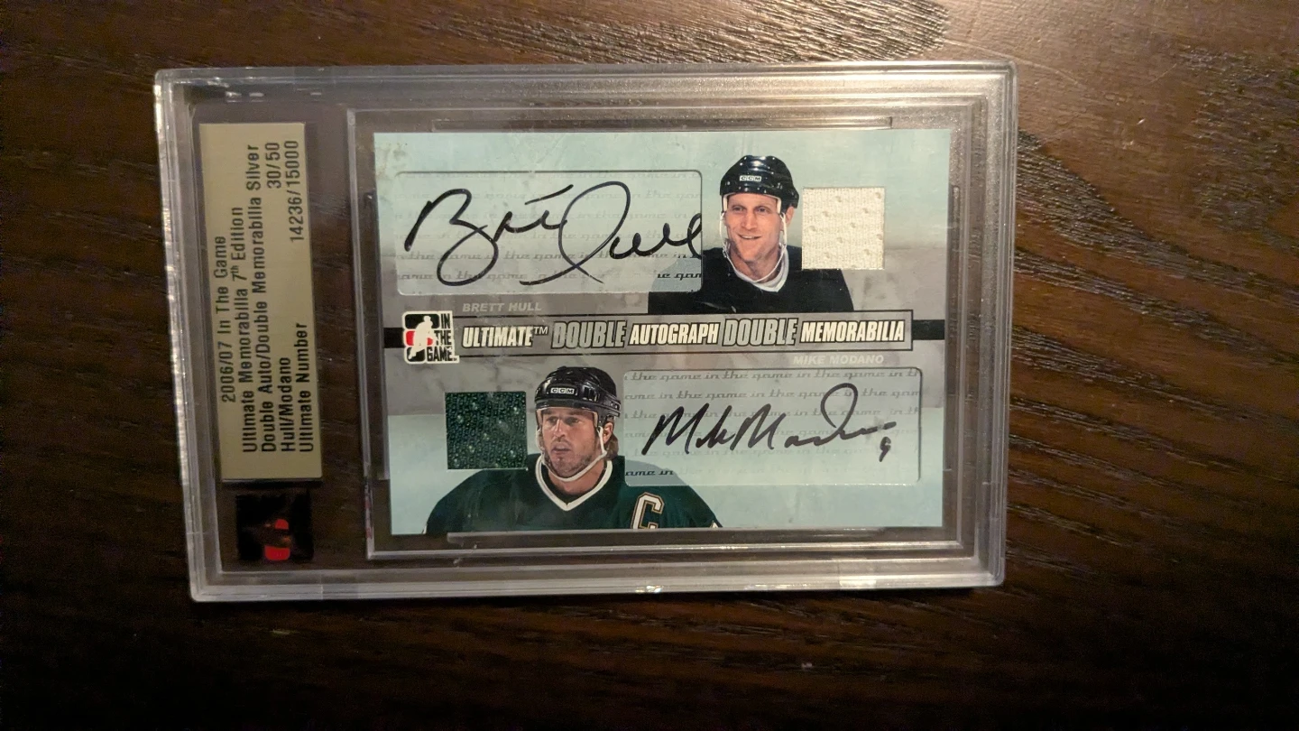 Hockey Cards - Brett Hull/Mike Modano Autographed card
