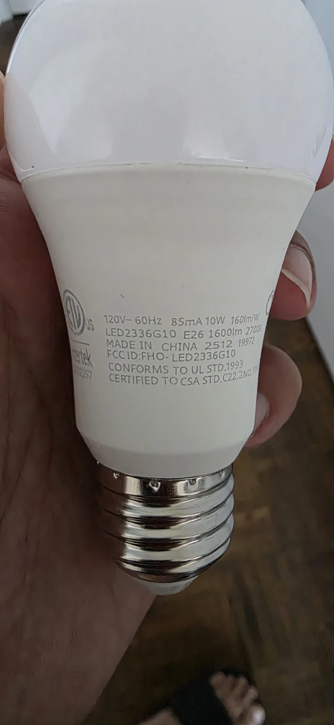 Comark LED Bulb