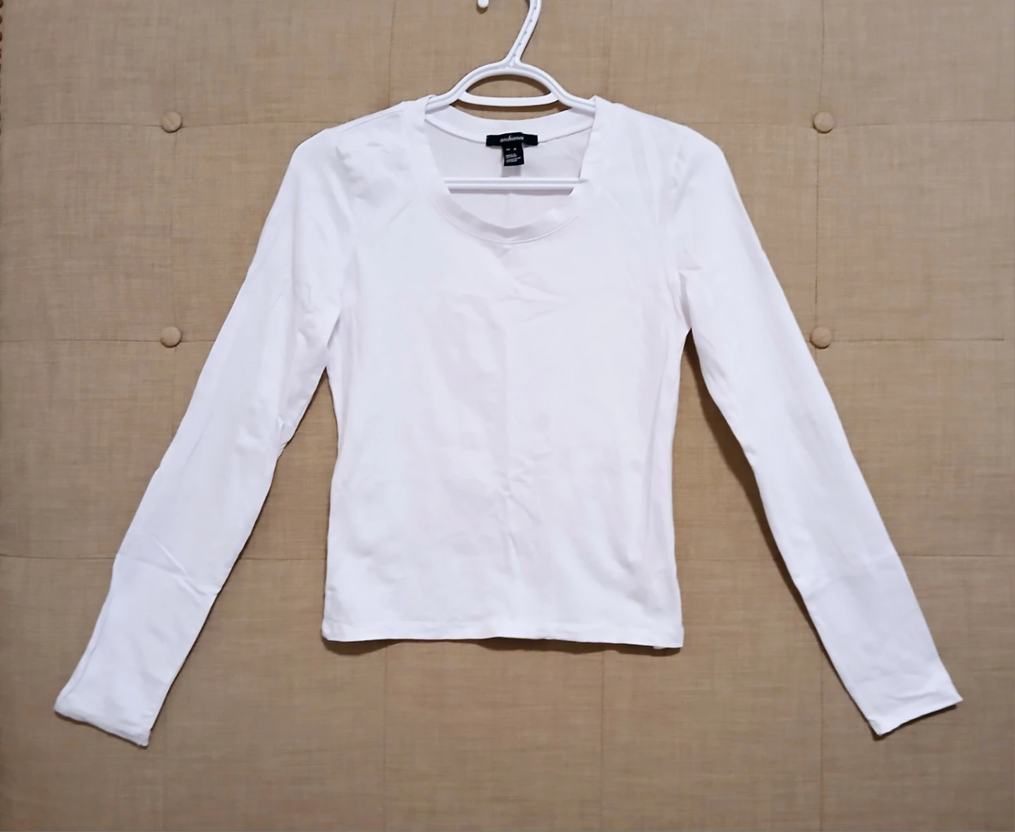 Women Medium White Long Sleeve Shirt