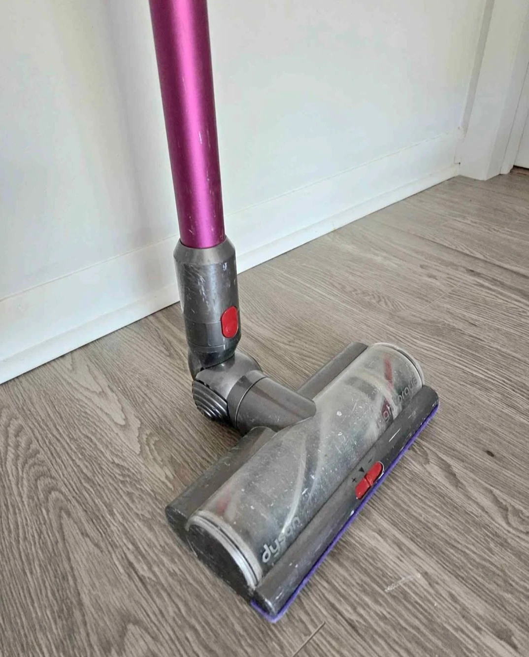 Dyson V11 cordless vacuum - photo 2