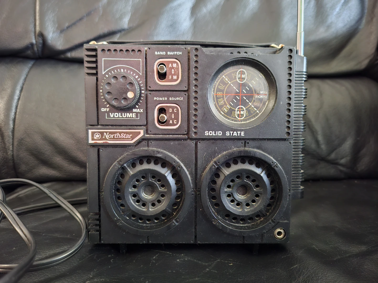 North Star 1898 AM/FM Solid State Radio