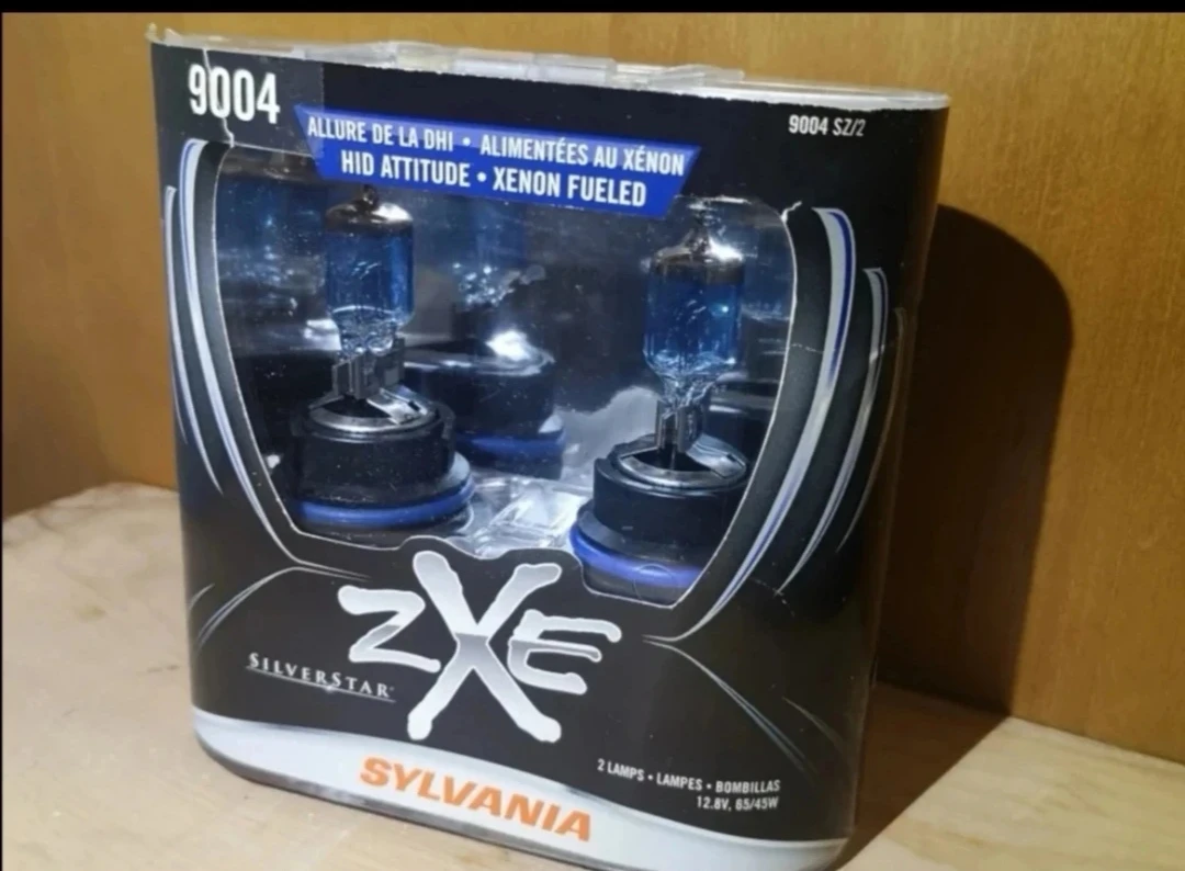 Size 9004 Headlight Bulbs ~ HID Car Truck Van Vehicle Parts