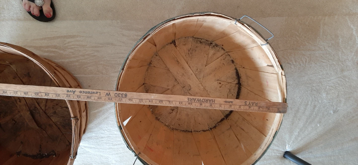 3 Large vintage wooden buschel baskets - photo 2