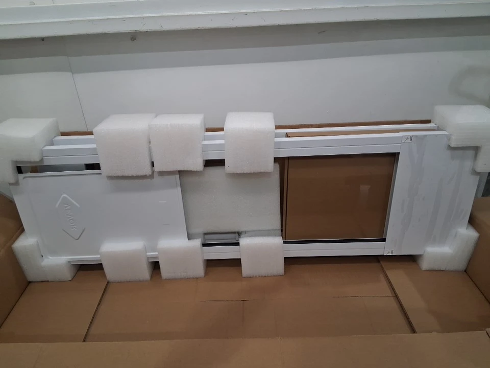 VEVOR Sliding Glass Dog Door Insert (Model CWM03-M) - photo 2
