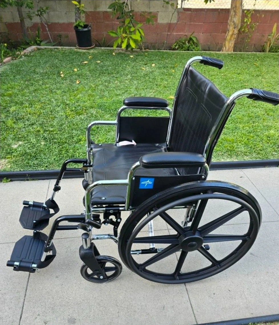 Medline Excel 2000 Wheelchair