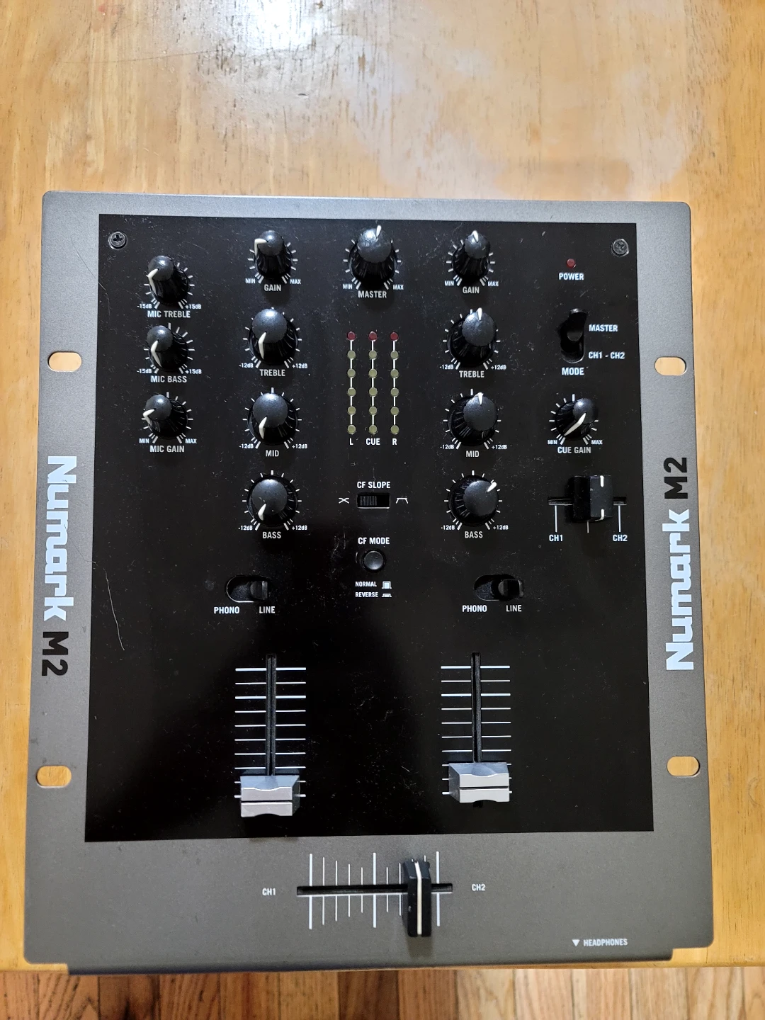 Numark M2 2-Channel Professional Scratch DJ Mixer