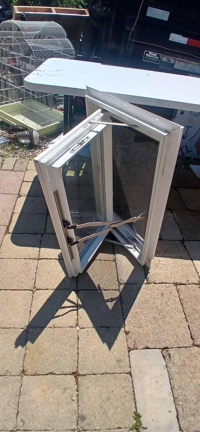 White Window with Screen - photo 2