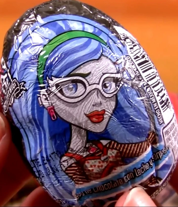 Monster High Chocolate Egg Surprise