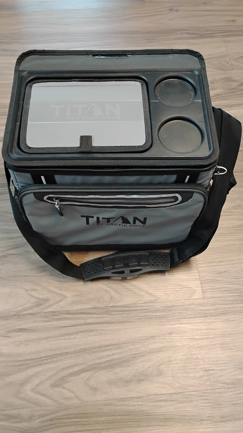 Titan by Arctic Zone insulated cooler bag — very good condition.