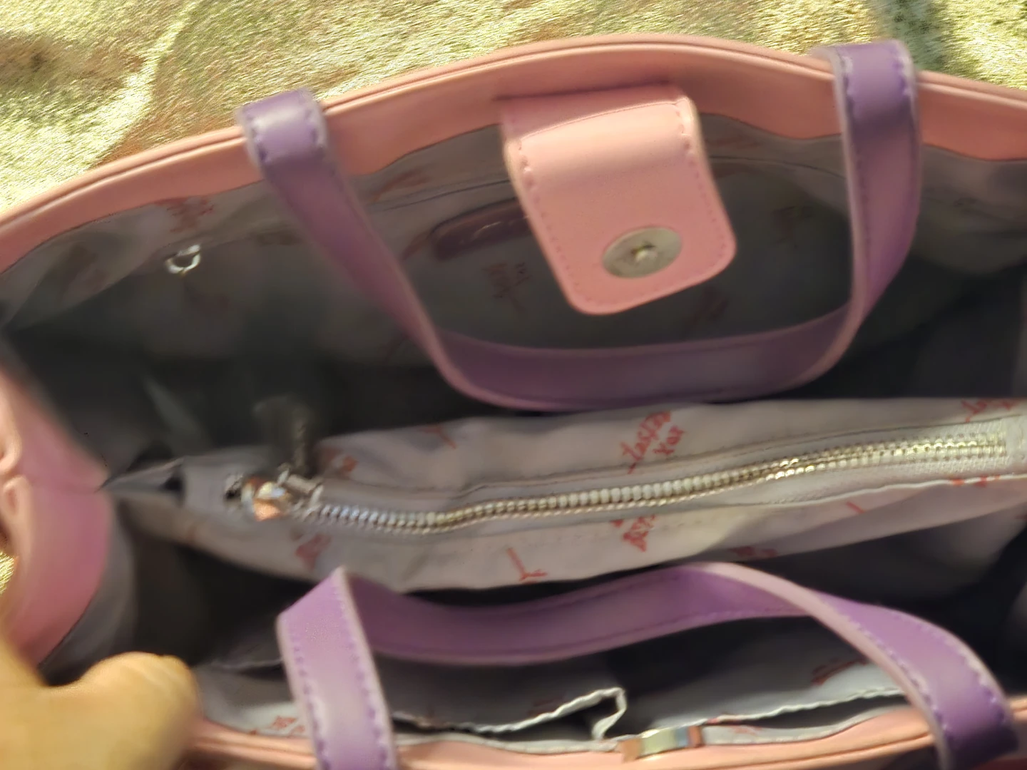 Betsey Johnson Quilted Pink Handbag - photo 5