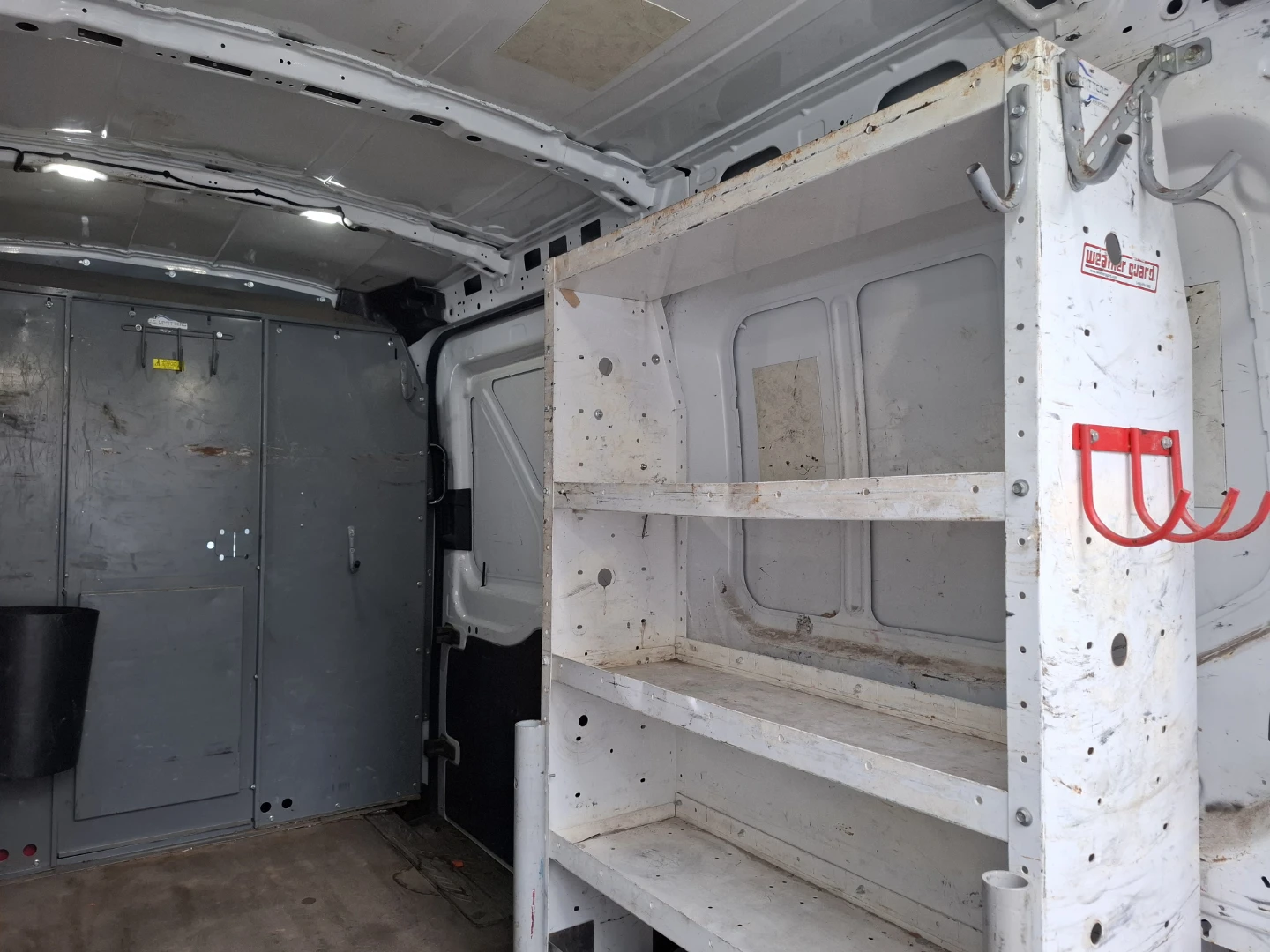 2018  Ford Transit 250 Work Van - photo 5