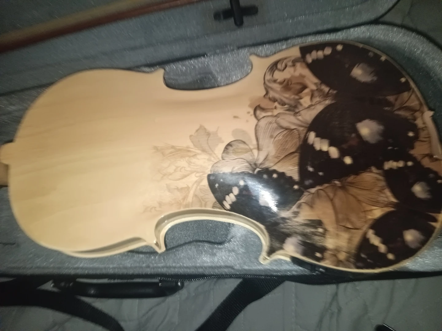 Violin with Butterfly Design - photo 3