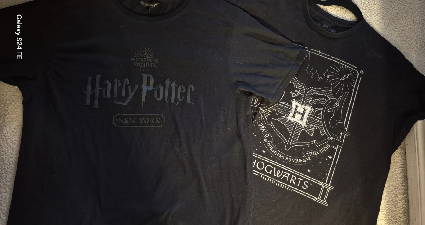 Harry Potter Hogwarts T-Shirt - photo 2