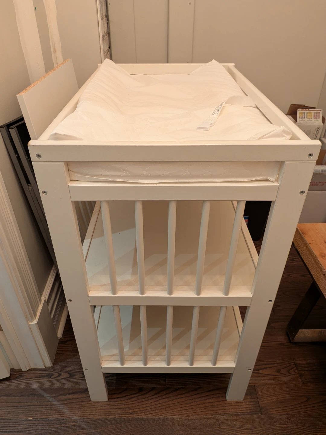 Ikea baby change table - photo 3