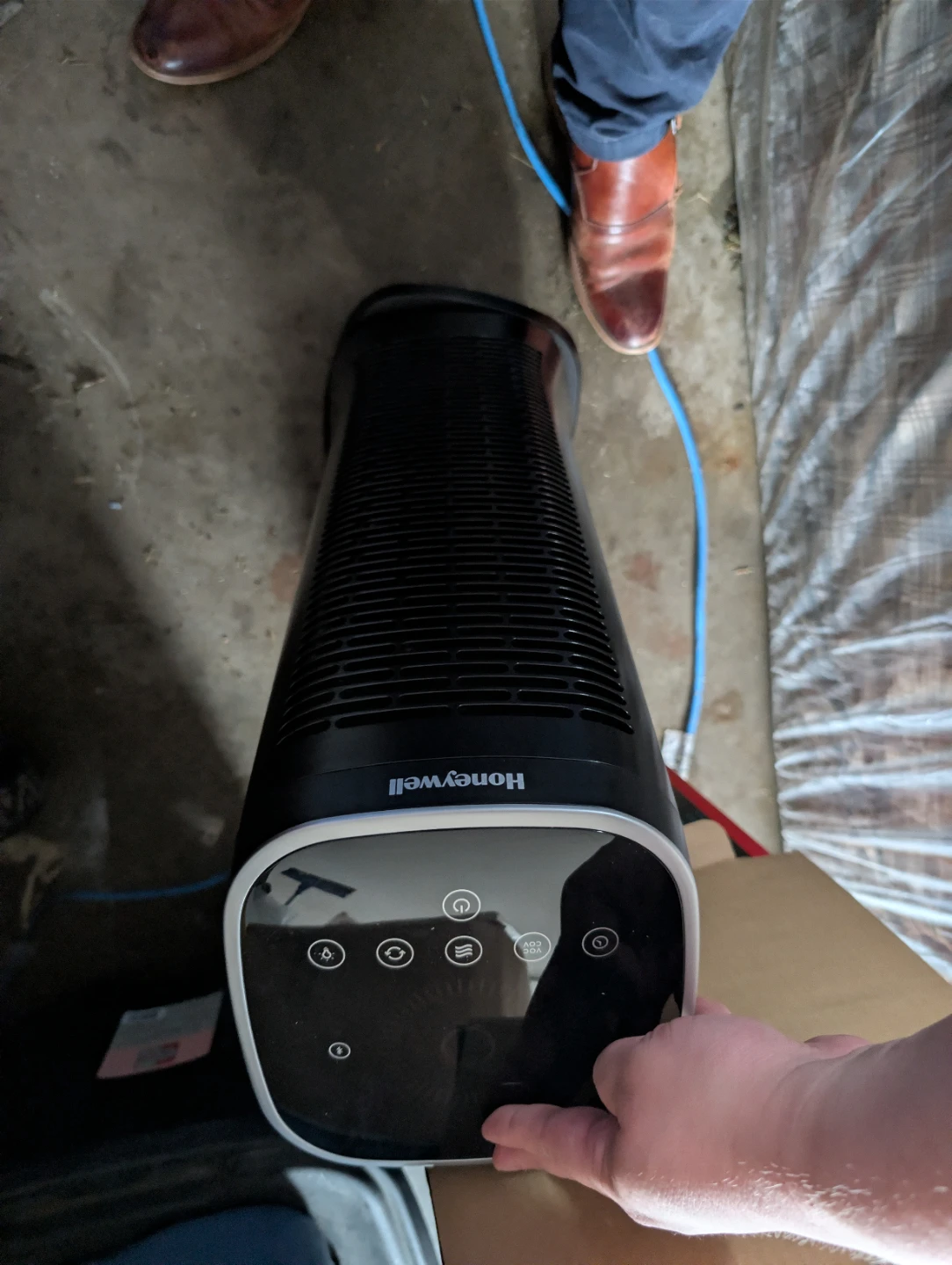 Honeywell AirGenius 6 Bluetooth Smart Air Purifier - photo 3