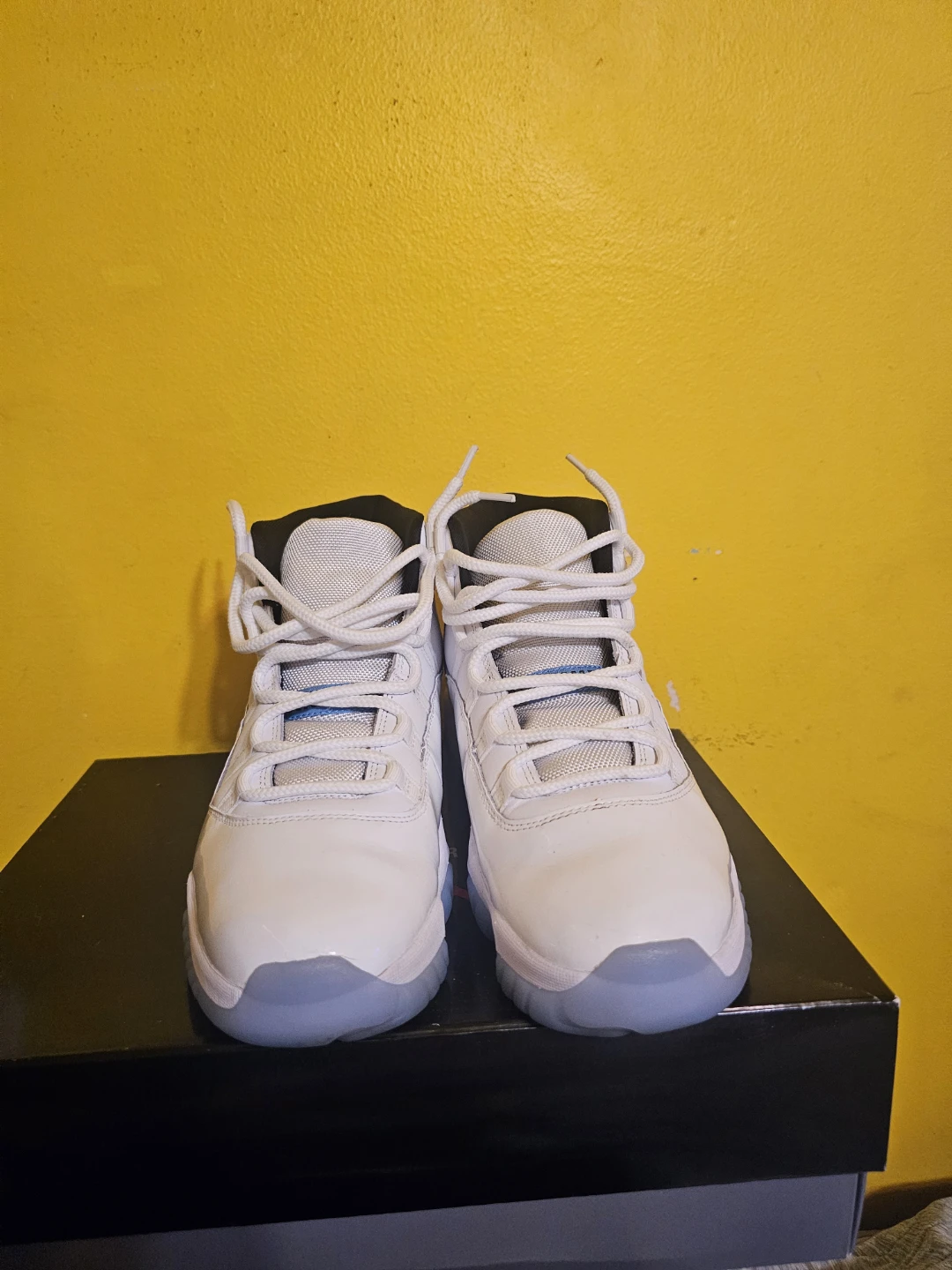 Air Jordan 11 Retro Concord