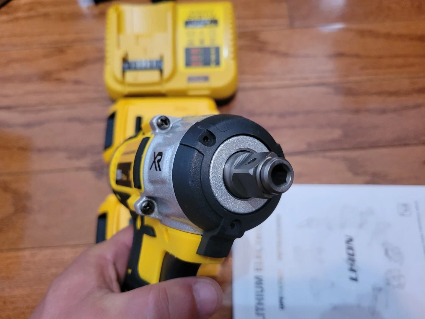 NEW Impact Wrench with 2 batteries 8.0Ah and charger - photo 3