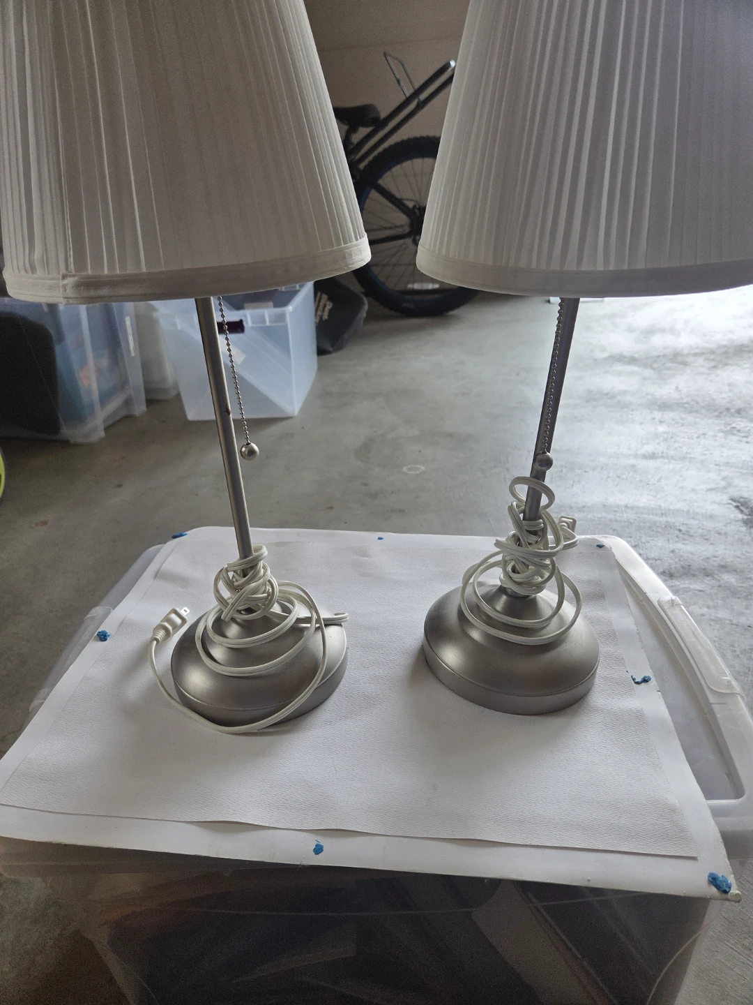 Set of 2 Table Lamps with White Pleated Shades
