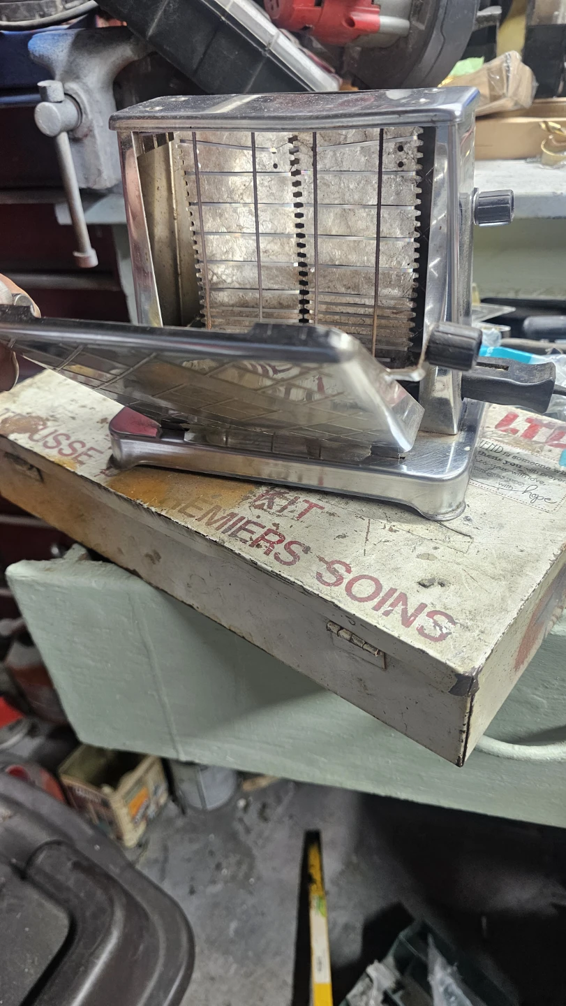 Toastess 1930s toaster oven - photo 2