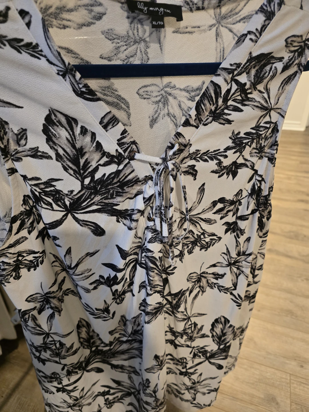 Lily Morgan Sleeveless Floral Print Top