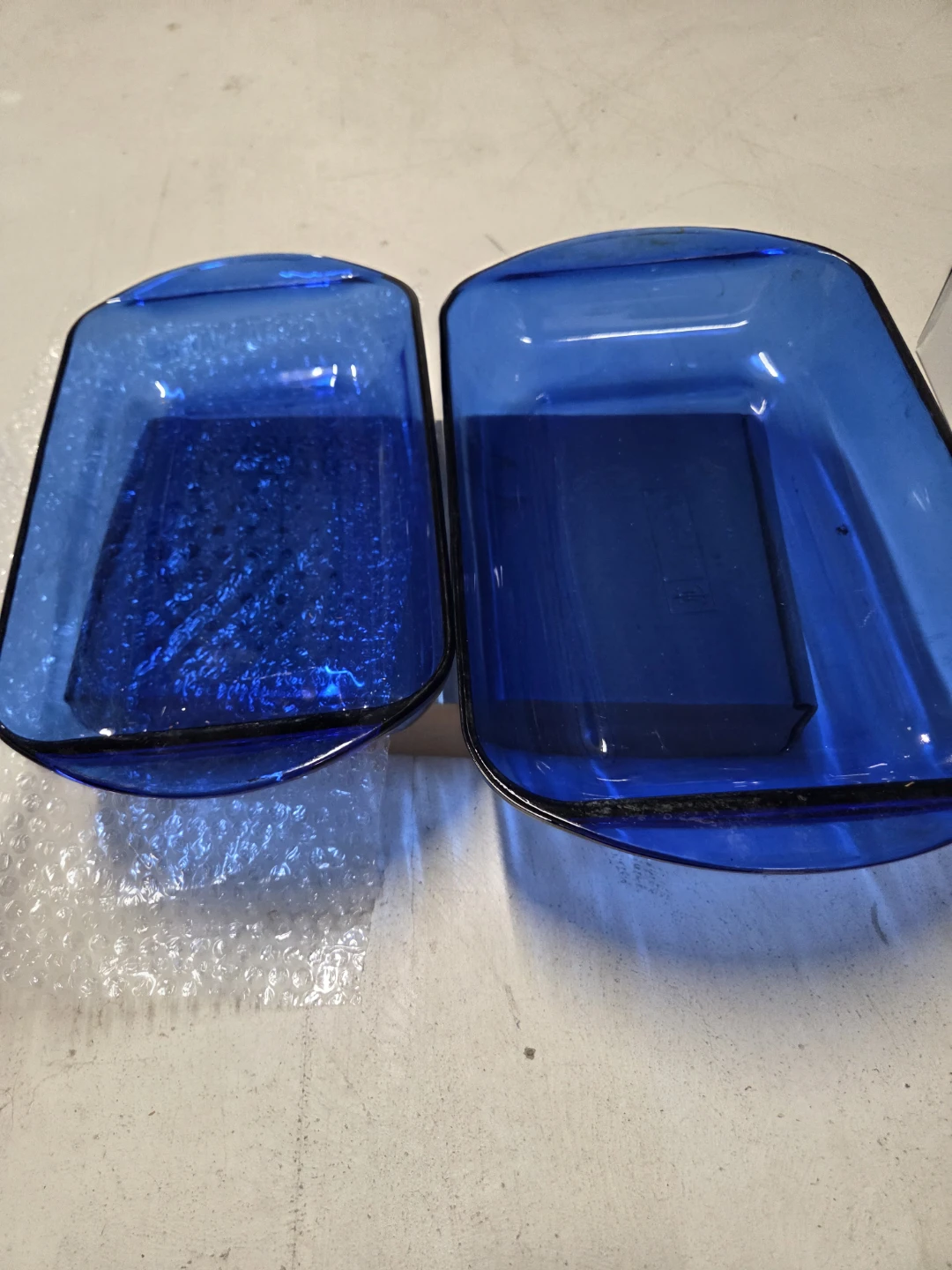 Set of 2 Cobalt Blue Glass Baking Dishes - photo 2