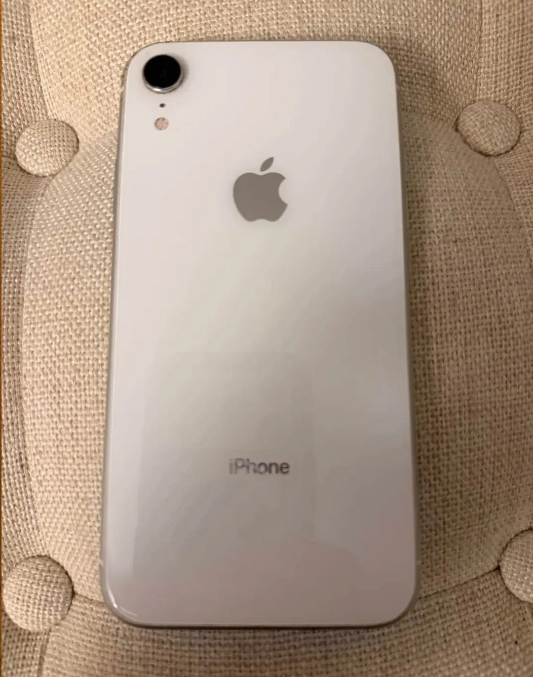 iPhone XR (Unlocked) - photo 3