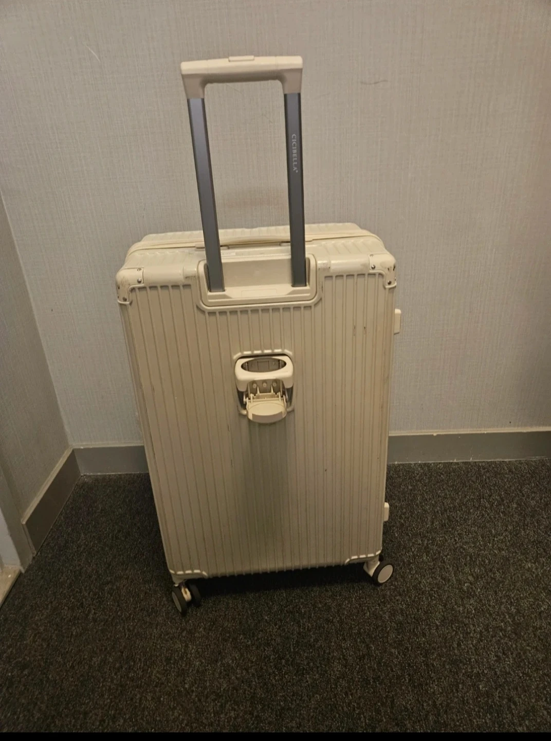 CIICHELLA Luggage Spinner Expandable Suitcase - photo 3