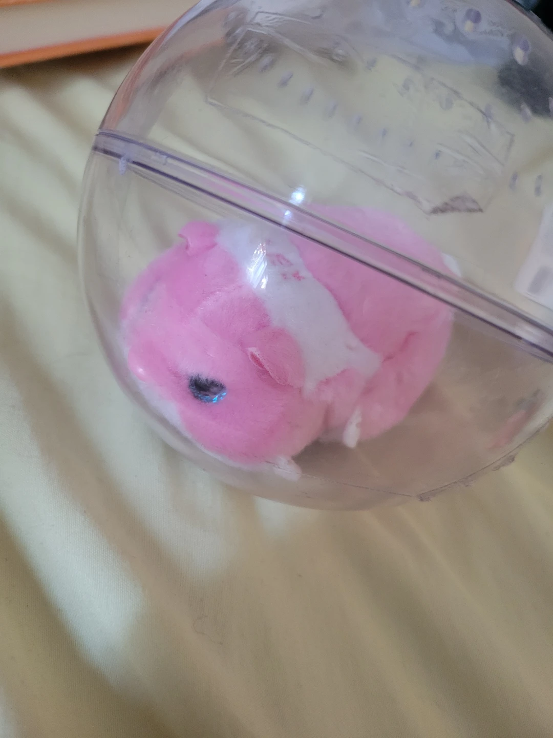 Moving Hamster toy with ball