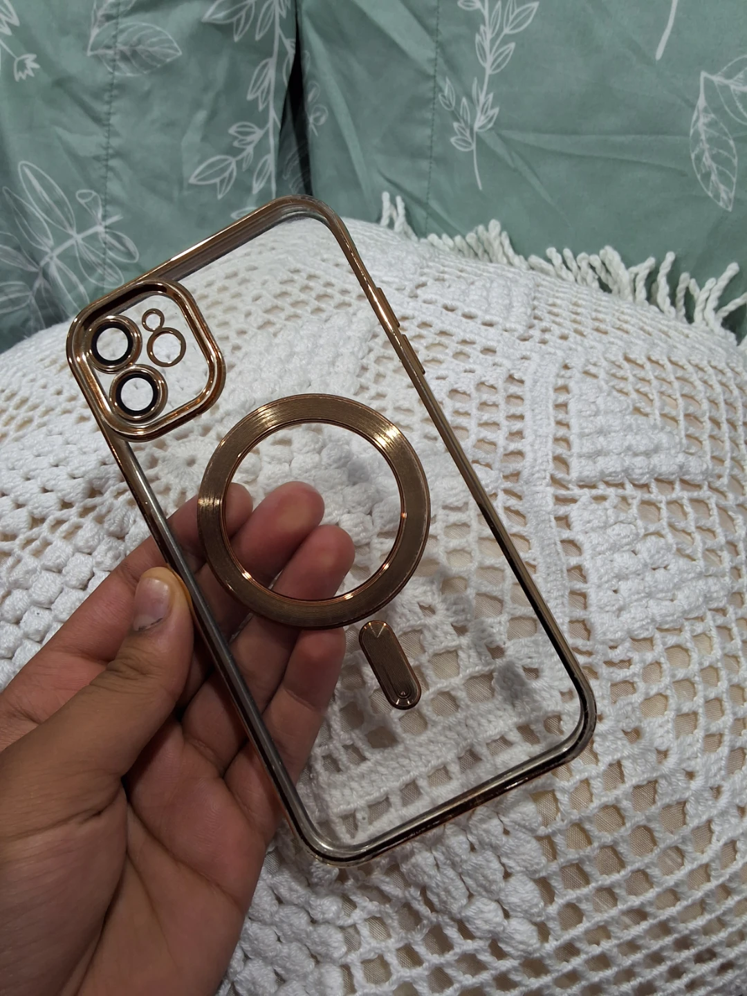 Clear Case with Gold Trim for iPhone 11 - photo 4