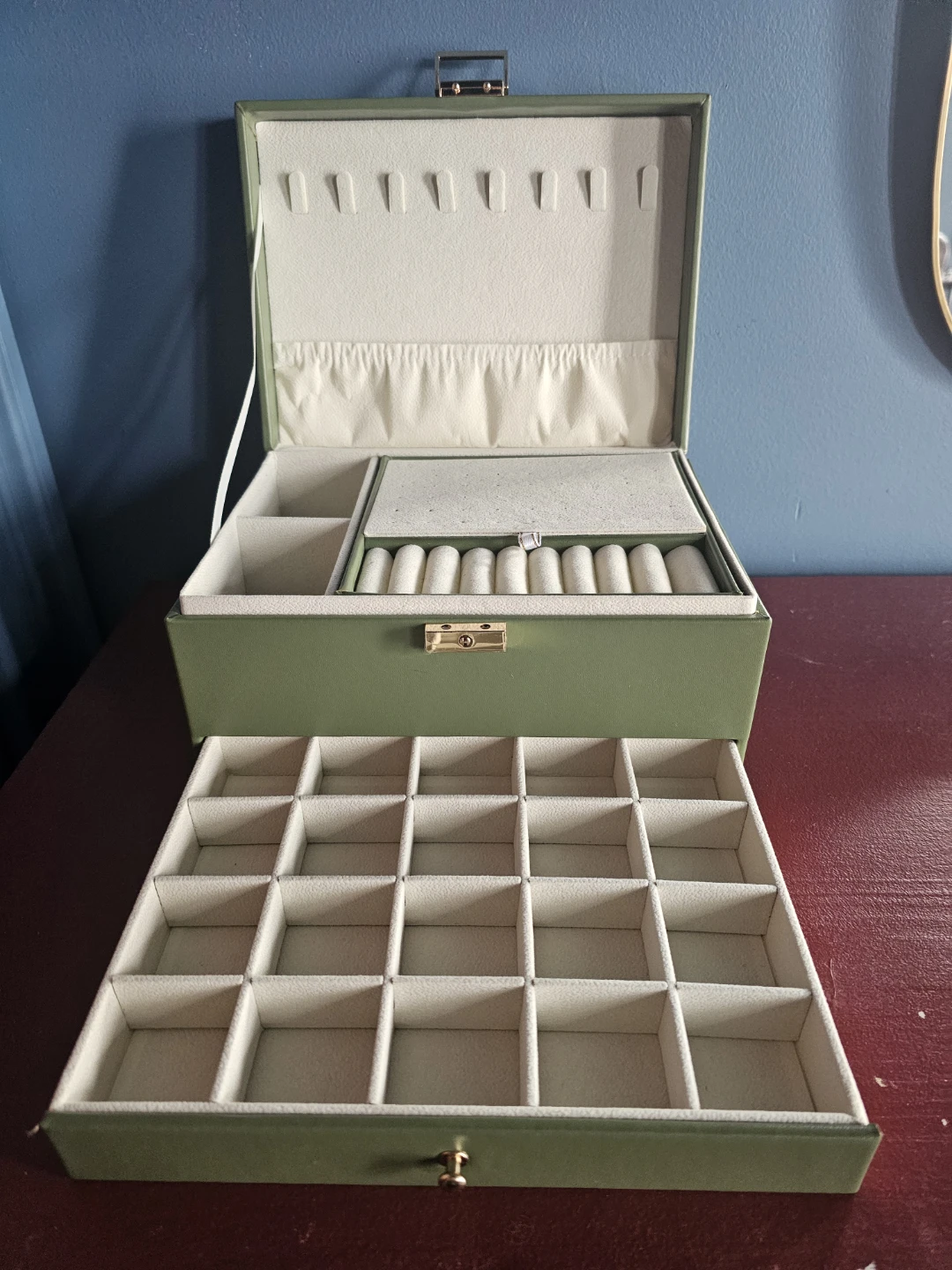 Olive Green Leather Jewelry Organizer Box - photo 4
