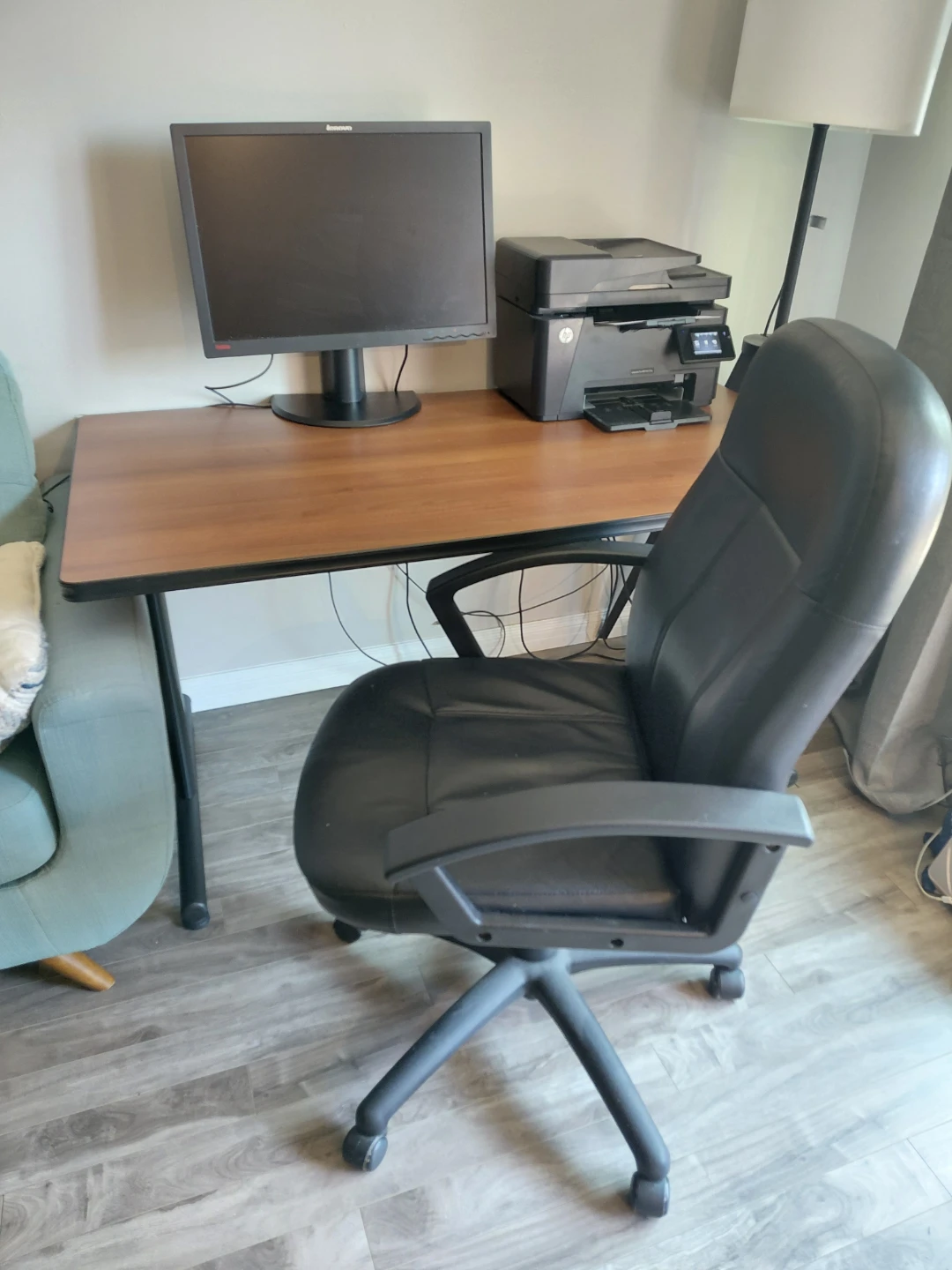 Black Office Chair - photo 2