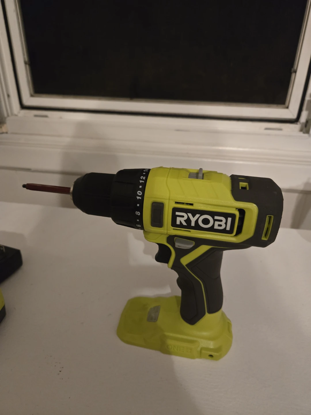 RYOBI Impact Driver & Cordless Drill With A Battery And Charger - photo 3