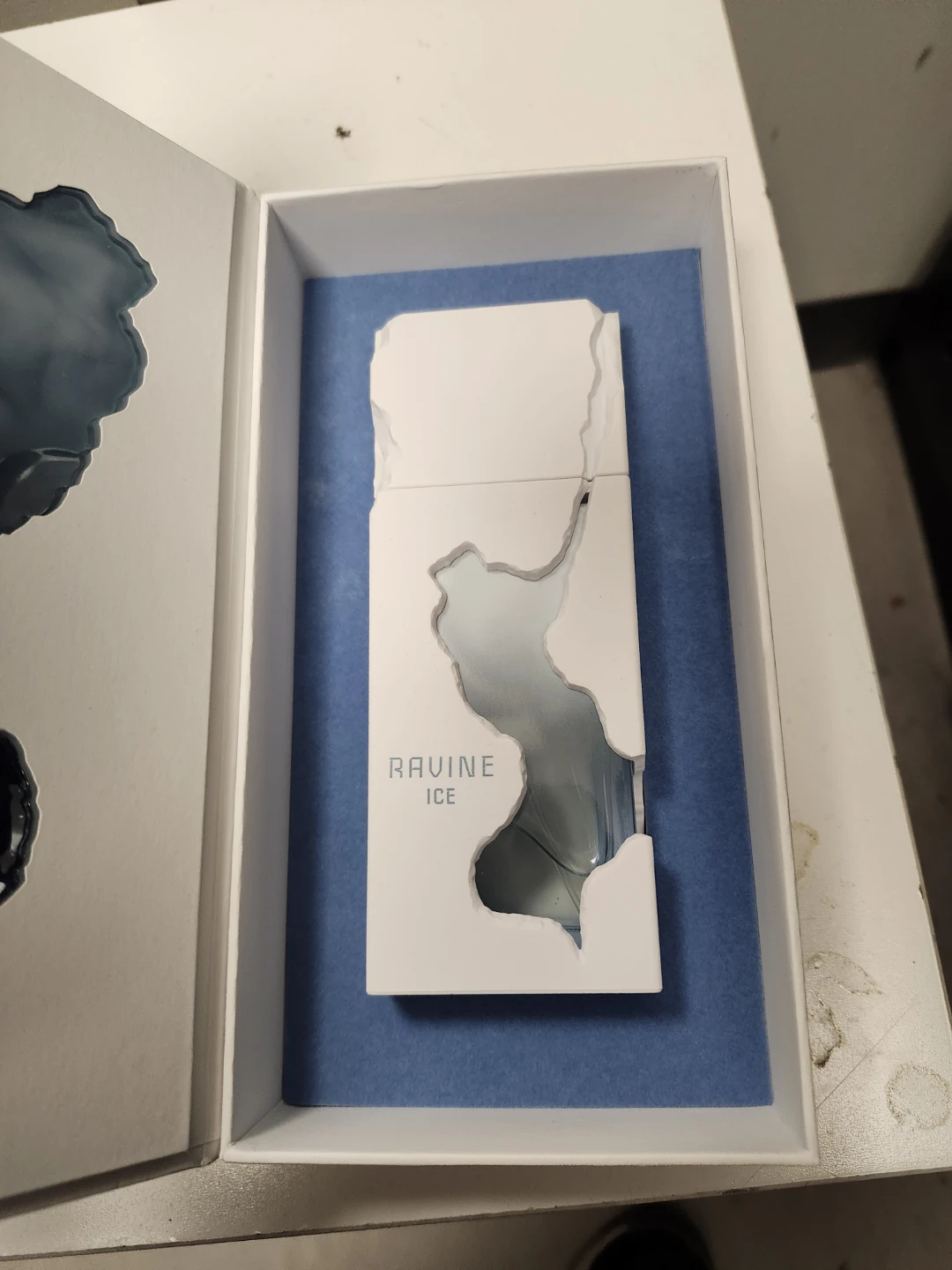 French Avenue Ravine Ice Fragrance - photo 2