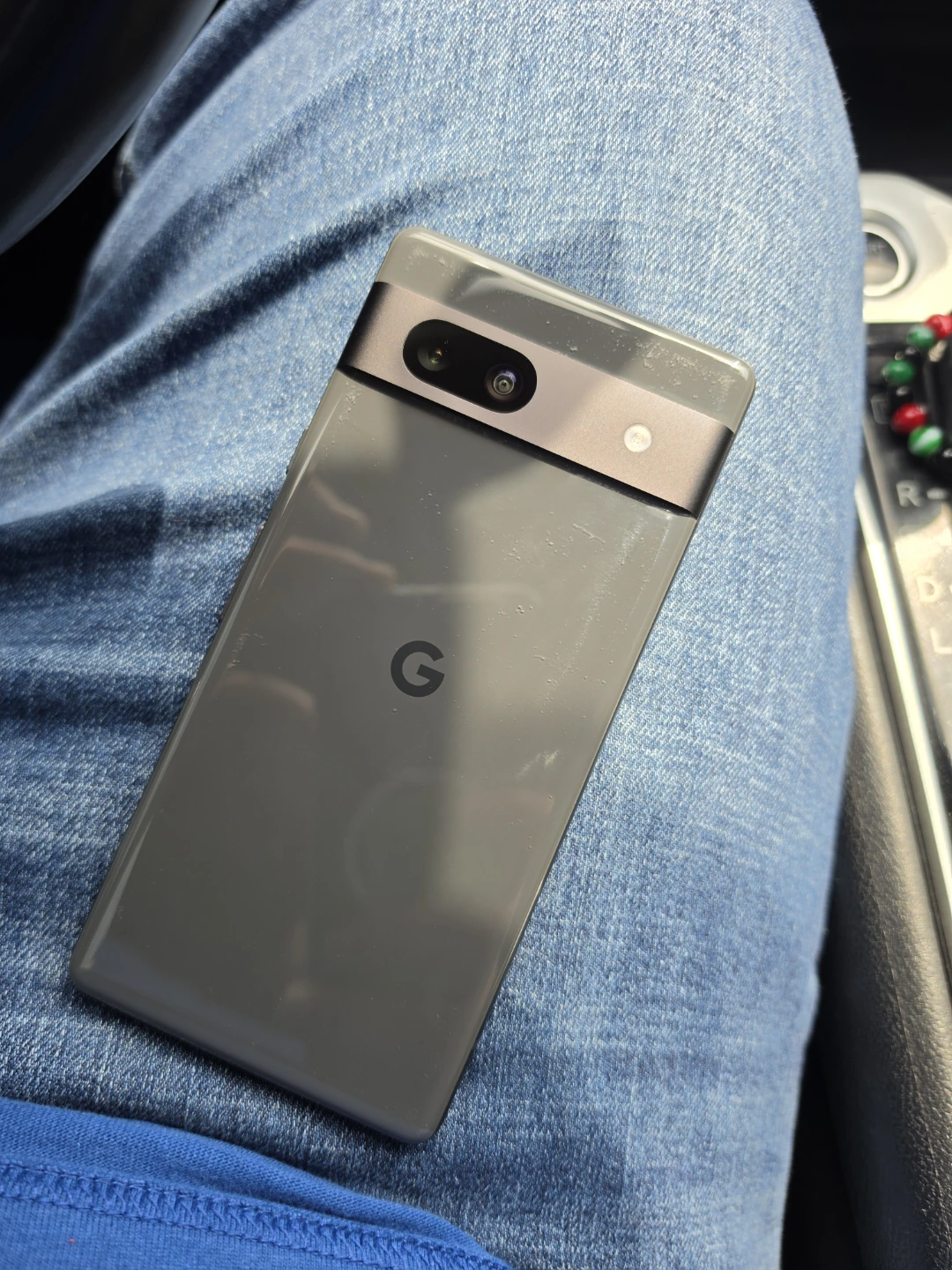 Google Pixel 7a - photo 4