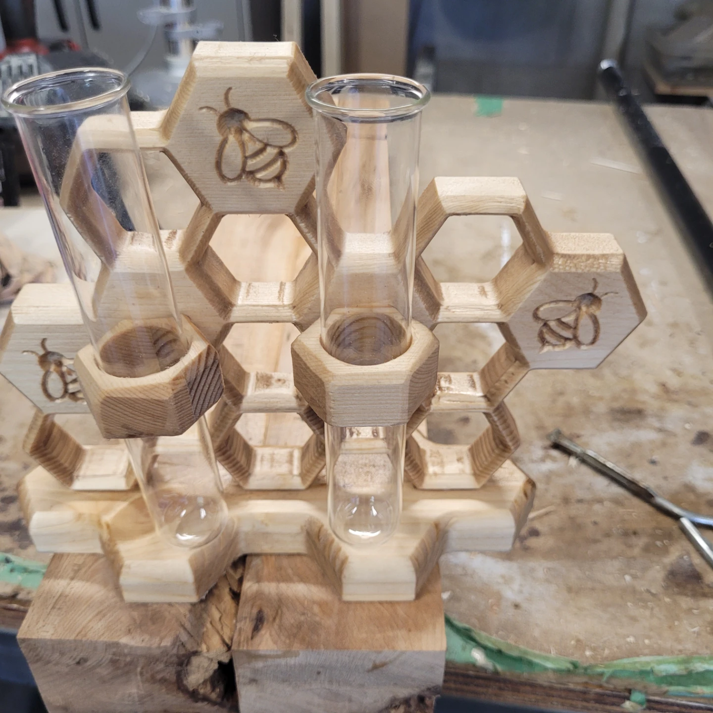 Wooden Honeycomb propagation with Bees - photo 2