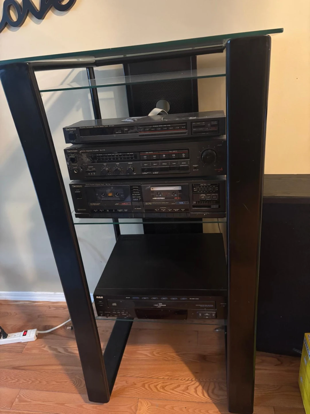 Technics Stereo System with Speaker