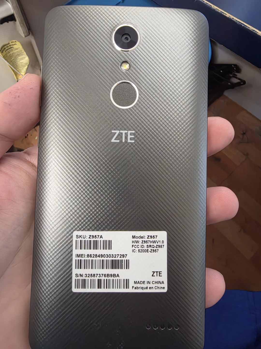 ZTE Z967 Smartphone - photo 2