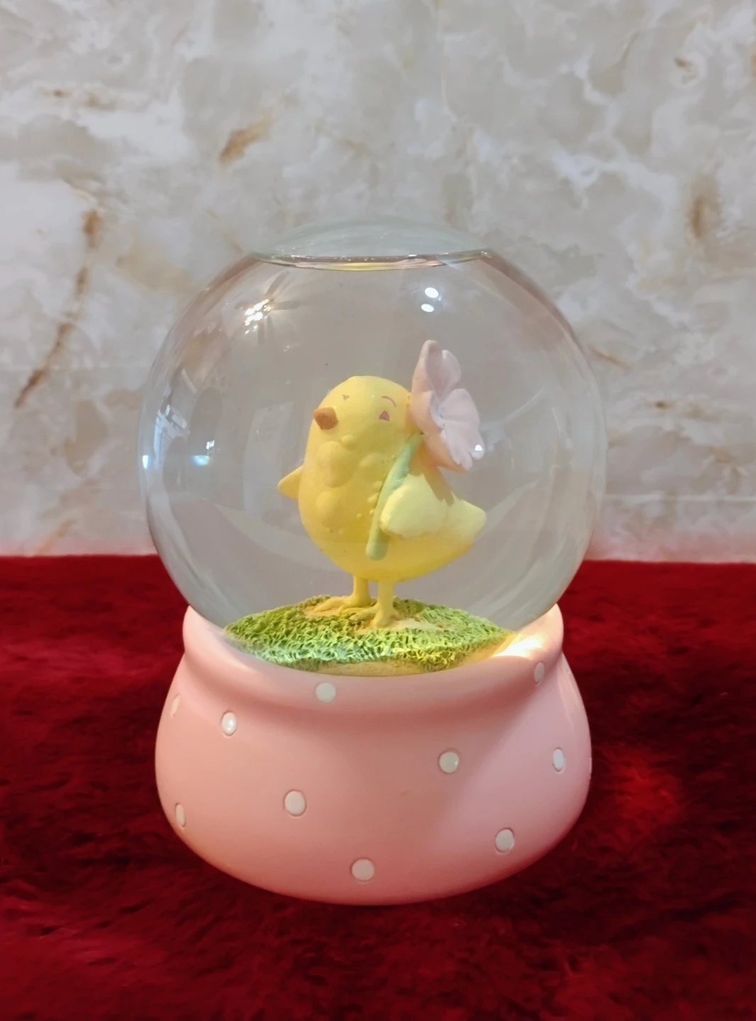 BABY CHICK THEMED WATER GLOBE